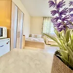 Sunny Sea - Menada Appartement