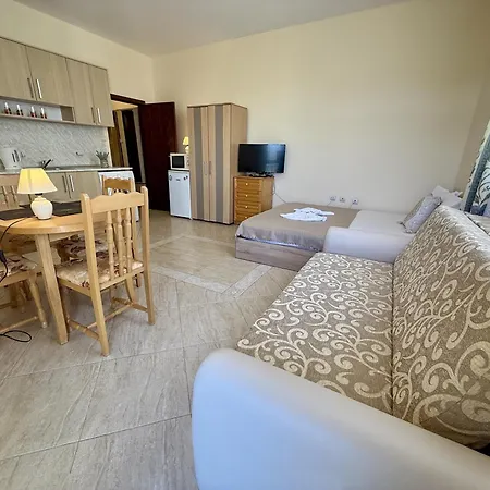 Sunny Sea - Menada Appartement *