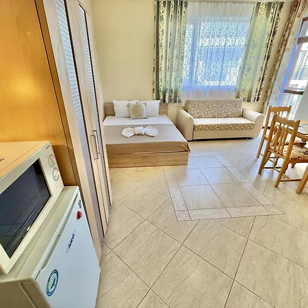 Apartment Sunny Sea - Menada *