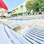 アパート Sunny Sea - Menada *