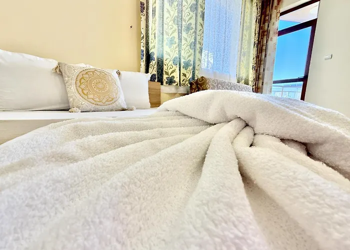 Sunny Sea - Menada Apartamento *