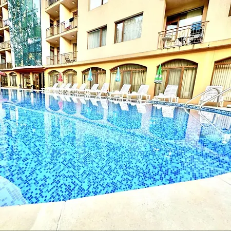Sunny Sea - Menada Apartman Napospart