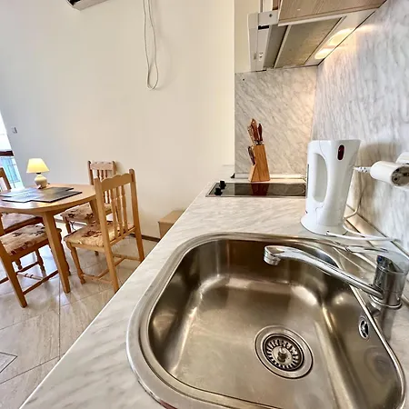 Sunny Sea - Menada Apartman Napospart