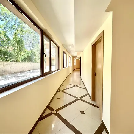 Апартаменты Sunny Sea - Menada Солнечный берег